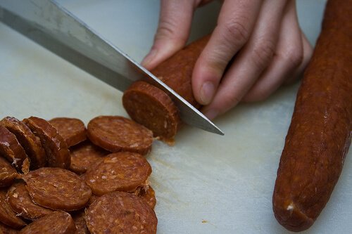 Slicing pepperoni