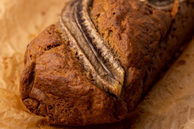 Baked banana bread