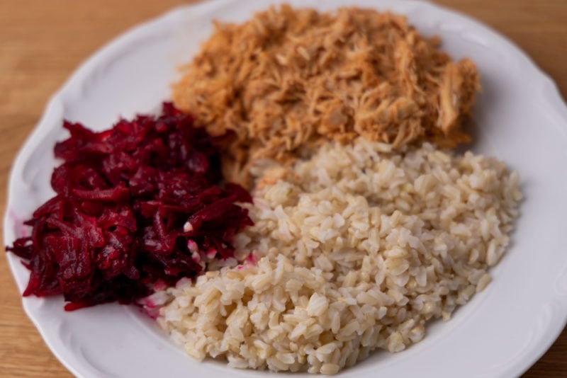 Beets, brown rice, and chicken