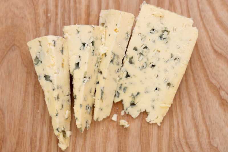 Blue cheese sliced