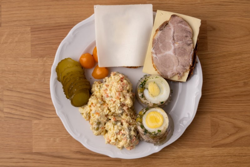 Breakfast with bread and goat cheese