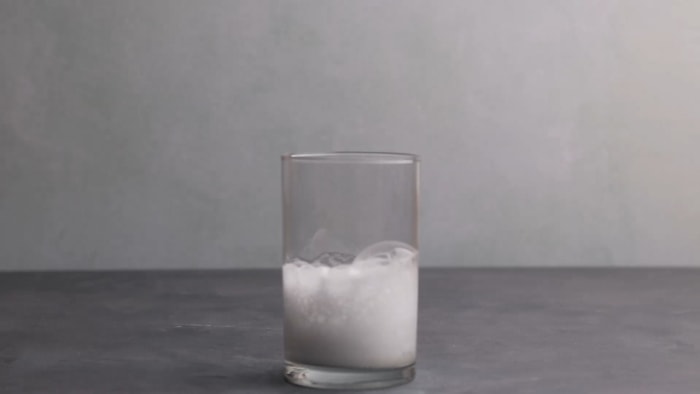 Bubbling baking soda