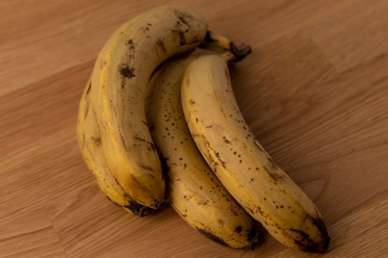 How to Store a Banana to Keep It Fresh Longer?