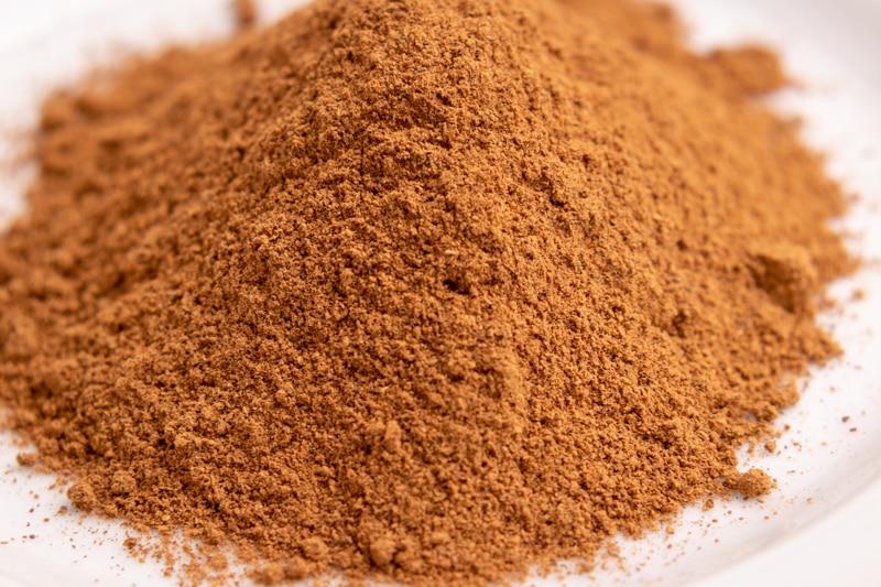 A pile of cinnamon