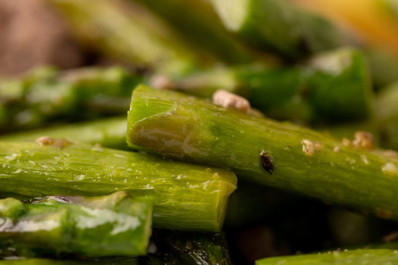 Cooked asparagus