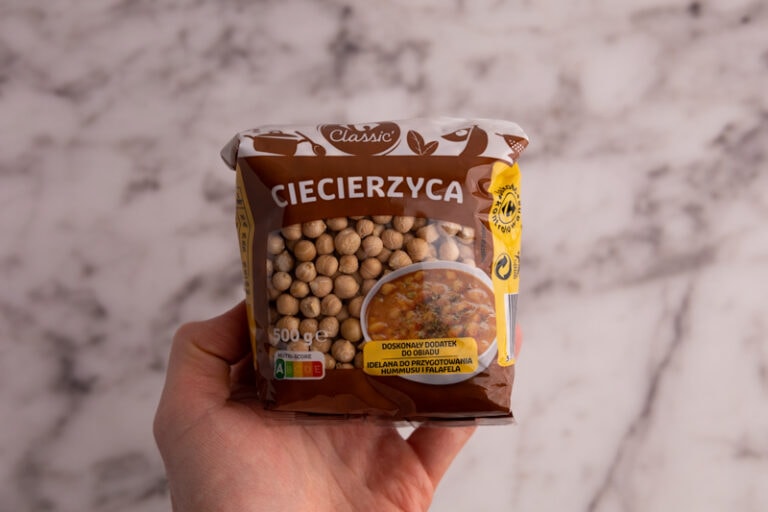 How Long Do Chickpeas Last? [Dried, Canned, and Cooked]