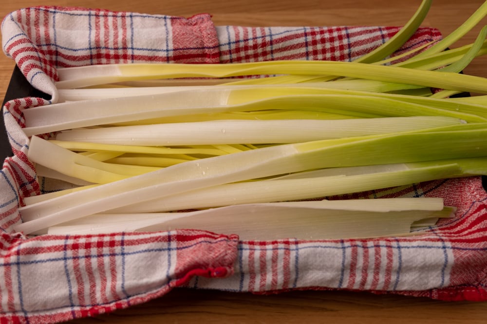 Drying leeks after washing