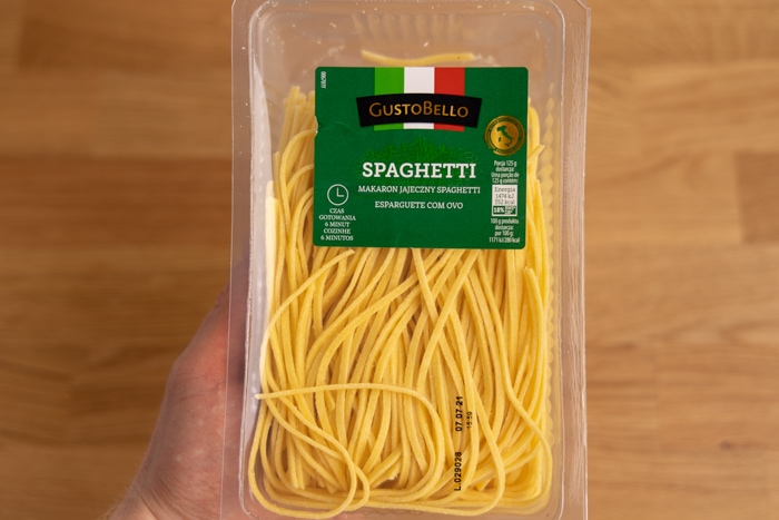 Fresh pasta container