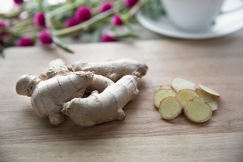 Sliced ginger root