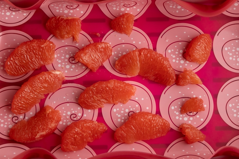 Grapefruit chunks before freezing