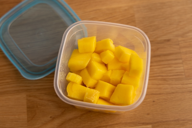 How to store cut mango
