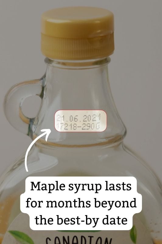 Maple syrup: best-by date highlighted