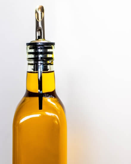 Oil dispenser bottle