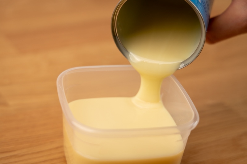 Pouring condensed milk