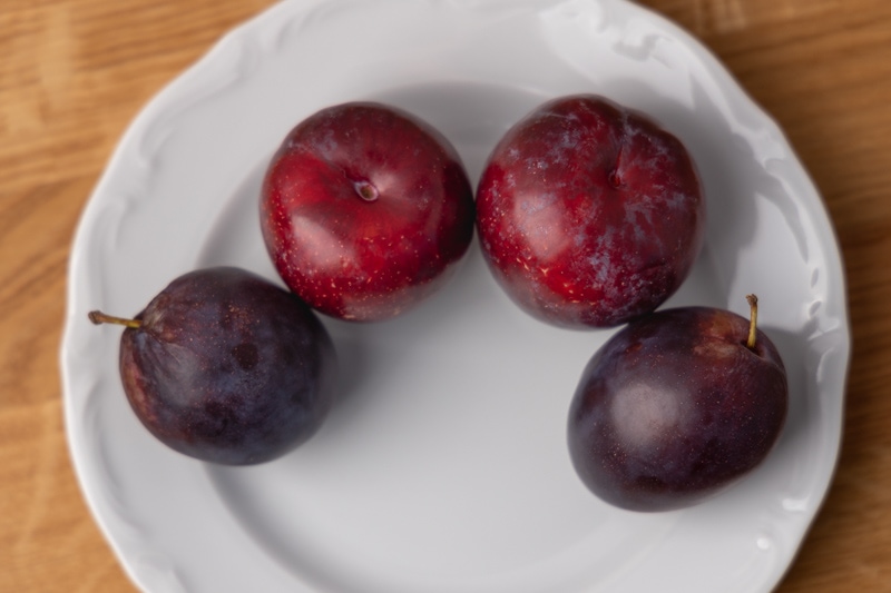 Two kinds of plums