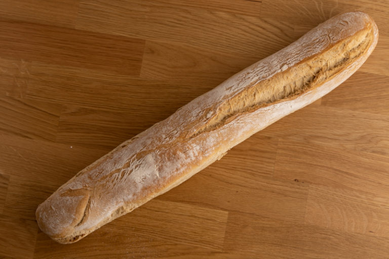 How to Store a Baguette to Keep It Fresh
